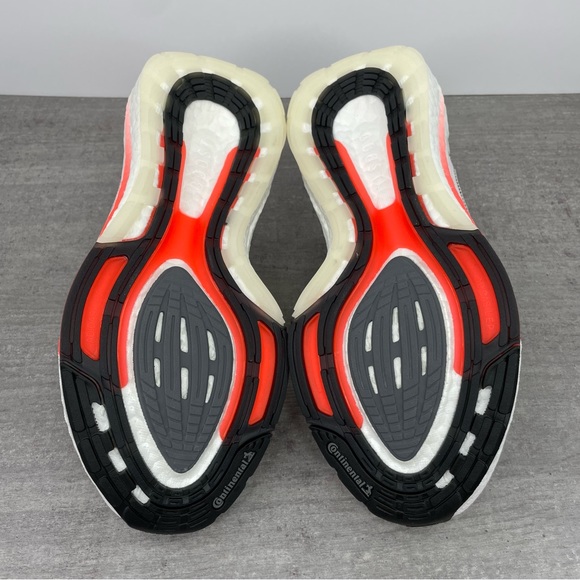 Adidas Ultraboost 21 Running Shoes - Picture 11 of 13